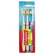 Colgate Extra Clean Medium Toothbrush x3